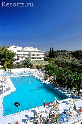 Koukounaria Villa Hotel 2